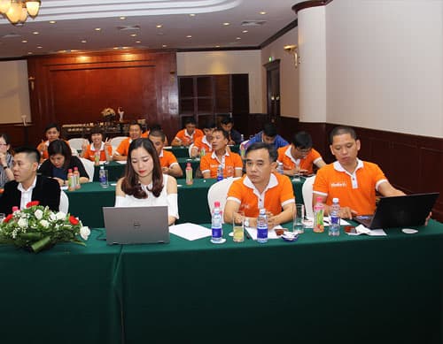 International customers visiting the factory
